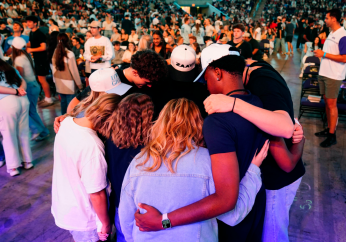 Thousands of students respond to gospel at UniteUs evangelistic event in Cincinnati