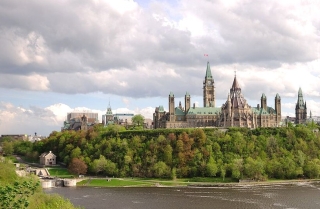 Religious expression defense removed from Canadian hate crime bill