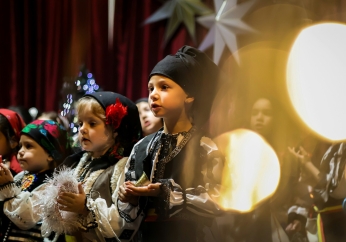 How candlelight, carols and chalk blessings shape Christmas across Eastern Europe