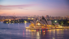 More than a million Australians attend church weekly, latest research finds