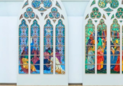 Over 320,000 people sign petition opposing Macron's '21st century mark' on Notre-Dame