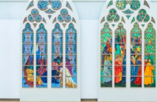 Over 320,000 people sign petition opposing Macron's '21st century mark' on Notre-Dame