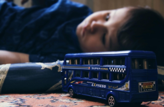 UK Christian charity urges churches to act after report exposes illegal housing for hundreds of children in care