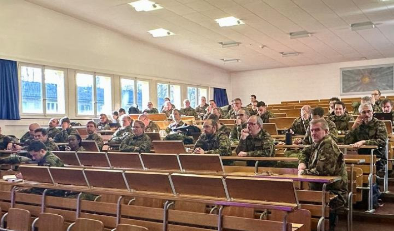 Evangelical Swiss chaplains discuss spiritual care for modern army
