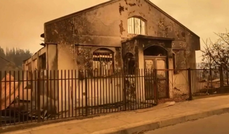Churches among buildings destroyed by wildfire in southern Chile