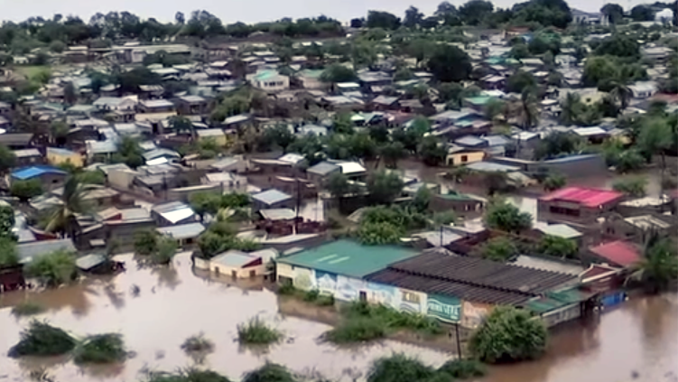 Floods kill more than 200 across Southern Africa as churches become shelters
