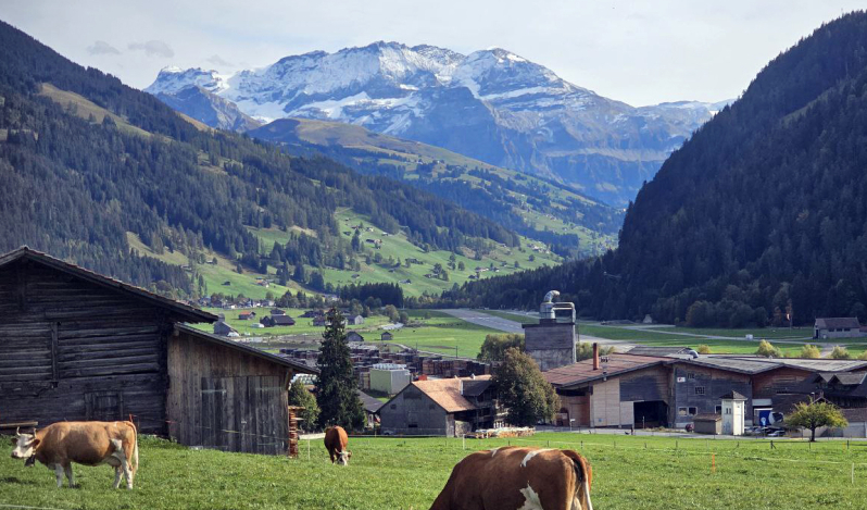 Farmers’ church in Switzerland adapts worship to agricultural life