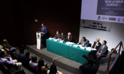 Opposition lawmaker, evangelical pastors call for return to family values in Mexico