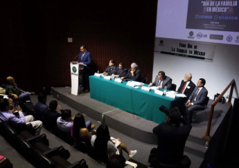 Opposition lawmaker, evangelical pastors call for return to family values in Mexico