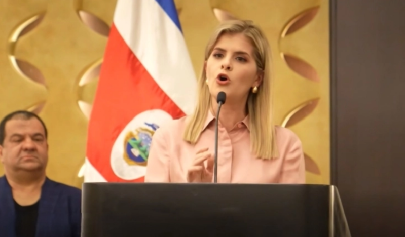 Costa Rica president-elect reaffirms role of faith in meeting with Evangelical Alliance