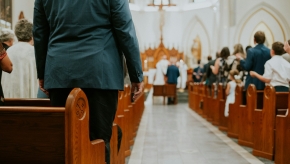 Pew study finds Catholics losing members through switching while Protestants gain in some regions