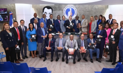 Dominican lawmakers receive personalized Bibles in initiative led by evangelical leaders