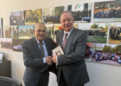 In gesture to evangelicals, Jordanian senator visits council left out of earlier meeting