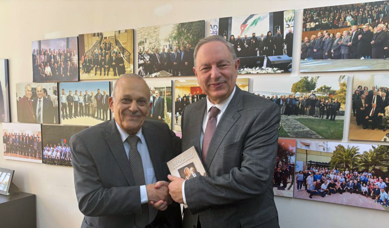 In gesture to evangelicals, Jordanian senator visits council left out of earlier meeting