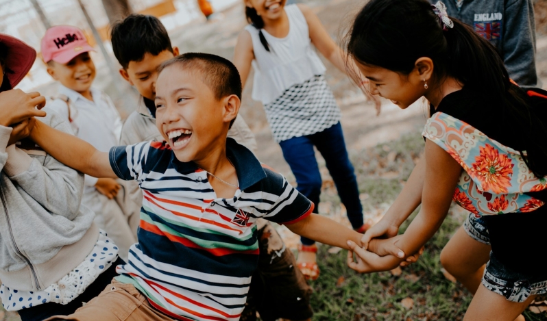 At D6 conference, pastor encourages parents to build resilient, spiritually grounded children in digital age