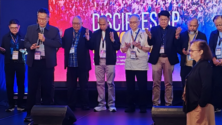 Philippine evangelical leaders sign covenant of  unity amid political divisions