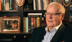 Os Guinness receives William Wilberforce Award for work in post-Christian age: 'It can turn around'