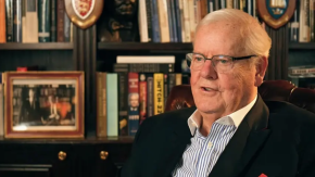 Os Guinness receives William Wilberforce Award for work in post-Christian age: 'It can turn around'