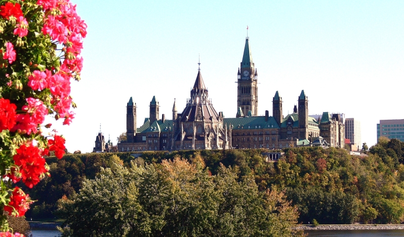 Religious expression defense omitted from hate crime bill in Canada
