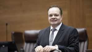 Pastor and congressman leads fight against crime in Costa Rica's Congress