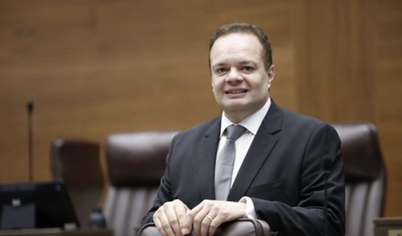 Pastor and congressman leads fight against crime in Costa Rica's Congress