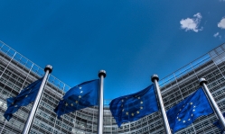 EU warns Pakistan needs to improve human rights record