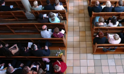 Practicing Christians use AI more than most Americans, Barna finds