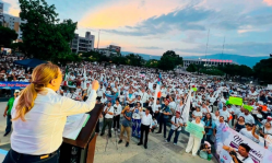 Evangelicals march in Chiapas to call for repeal of gender identity law