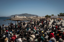 Evangelical pastor in Ceuta calls for prayer as death toll climbs and migrants turn back