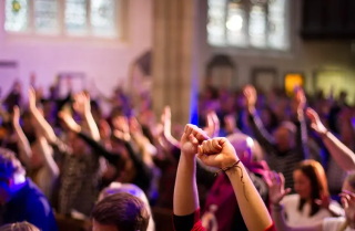 Young people twice as likely to want more liturgy, structure at church: Lifeway