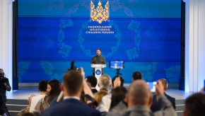 Evangelical leaders join Kyiv prayer breakfast, call on world not to grow weary of Ukraine's war