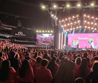 Thousands of women gather at Arena Ciudad de México for Bible-centered event