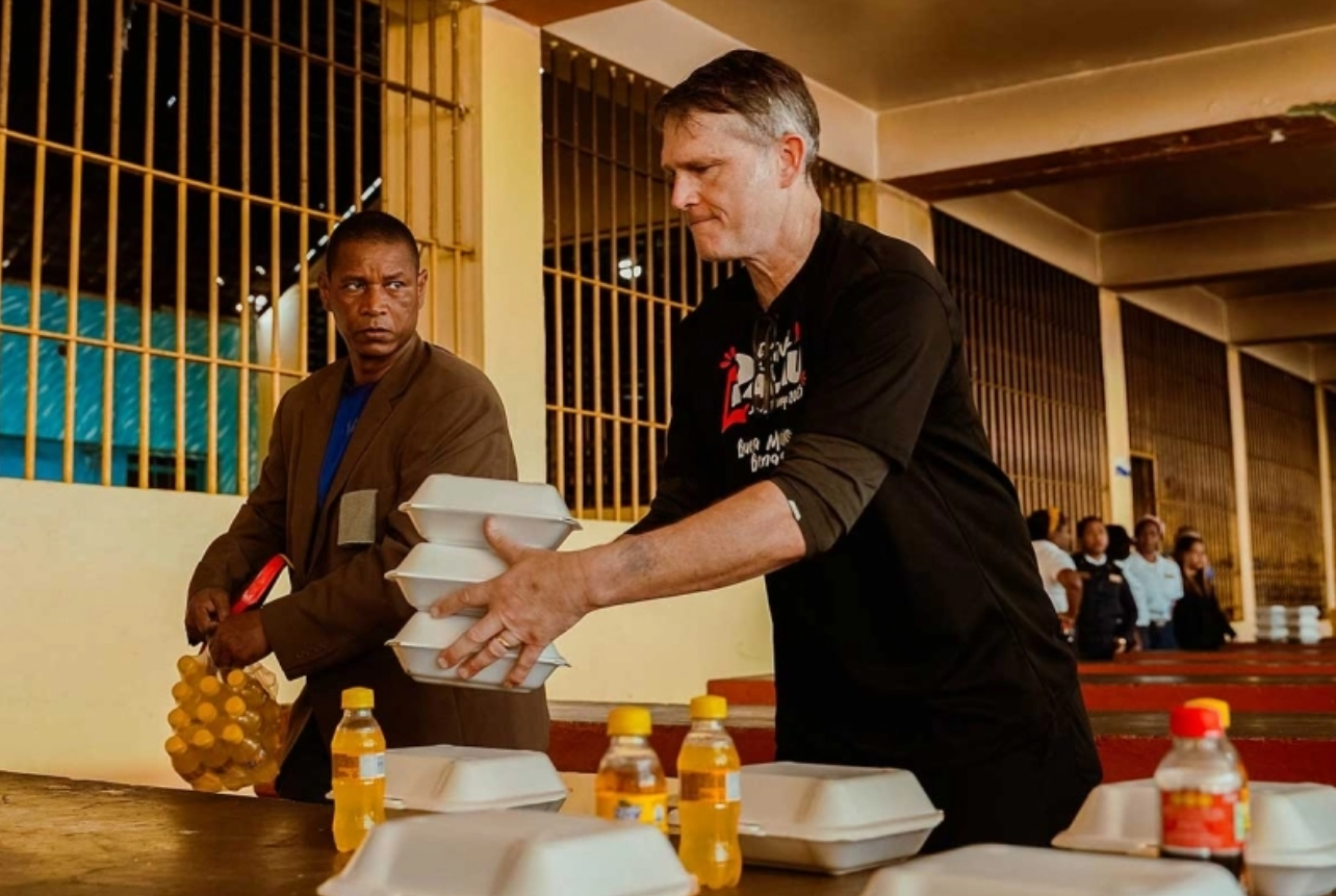 Palau Festival visits Najayo prison in the Dominican Republic