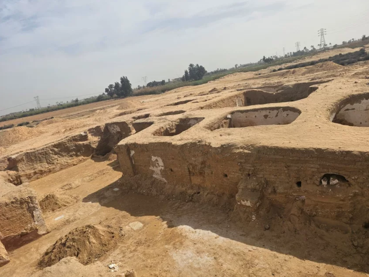 Archaeologists unearth 1,500-year-old monastic complex in Egypt ...